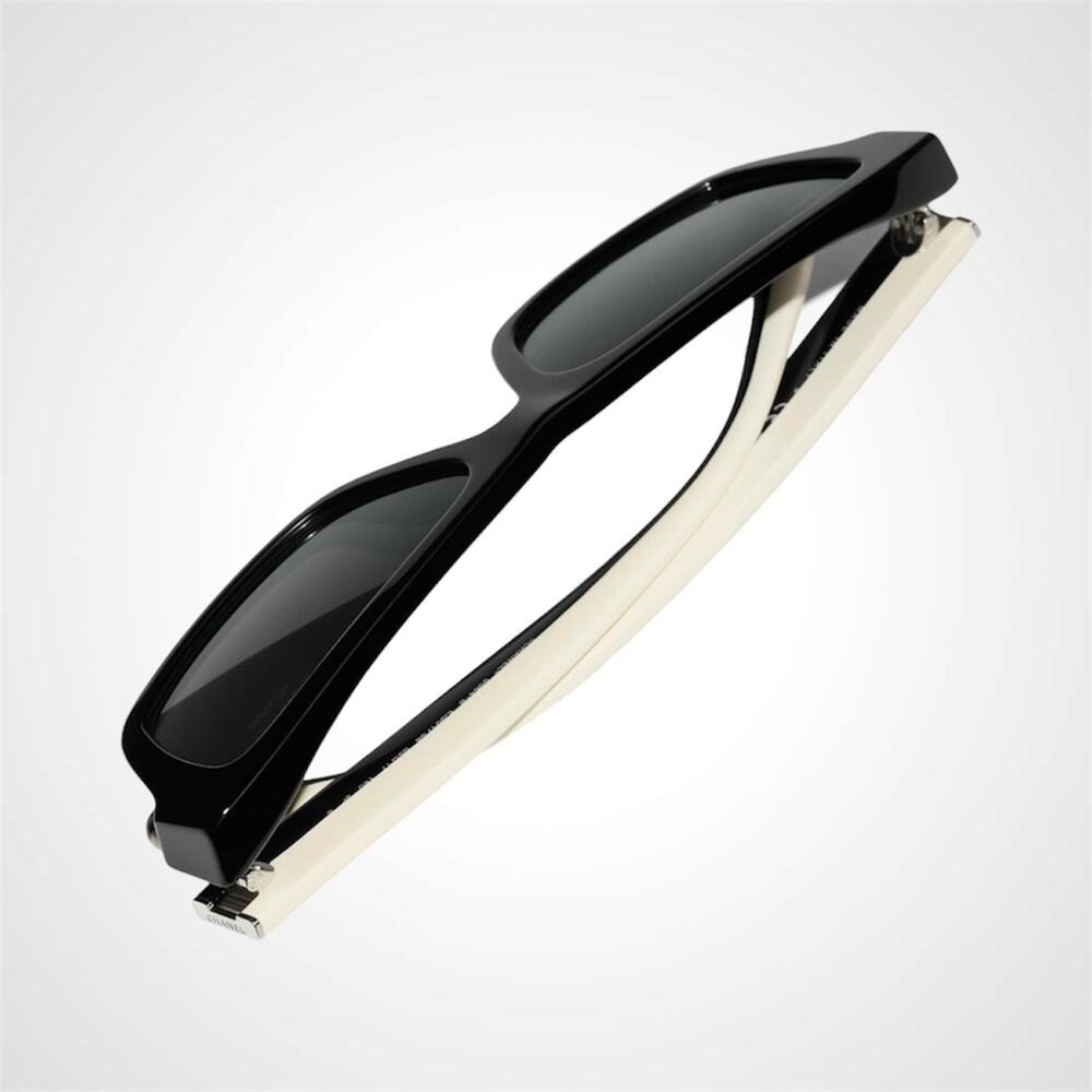 New CHANEL Sunglasses Black Polarized Acetate Strass Crystal CC Rectangle Womens - Picture 4 of 5